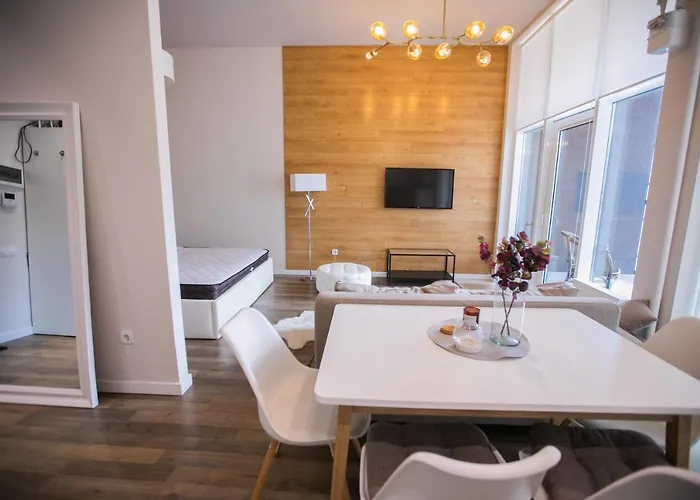 будинок авалон вул проспект чорновола 16є з сучасним ремонтом Apartamento *