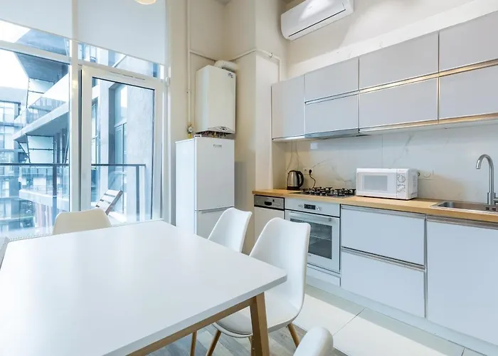 будинок авалон вул проспект чорновола 16є з сучасним ремонтом * Lviv